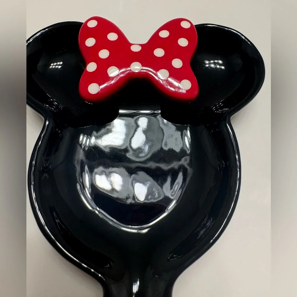 Disney Minnie Mouse Kitchen Spoon Rest Polka Dots Bow